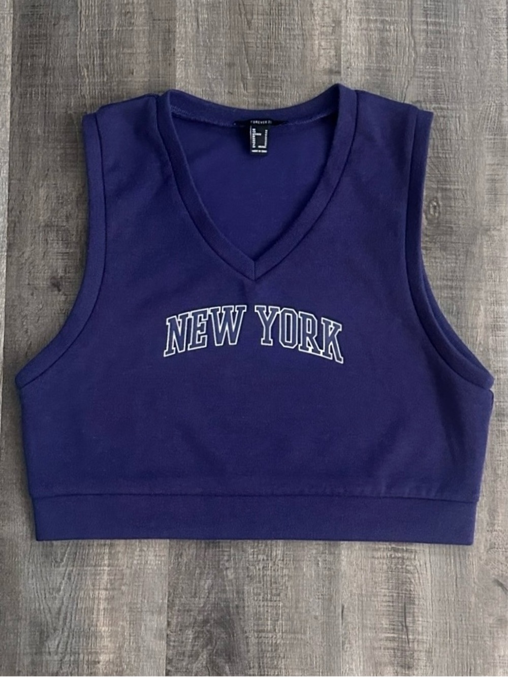 💞 New Women’s Junior’s Size Medium Blue “New York” V-Neck Crop Tank Top